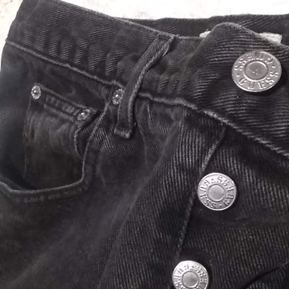 Mens Guess black wash button fly jeans 32